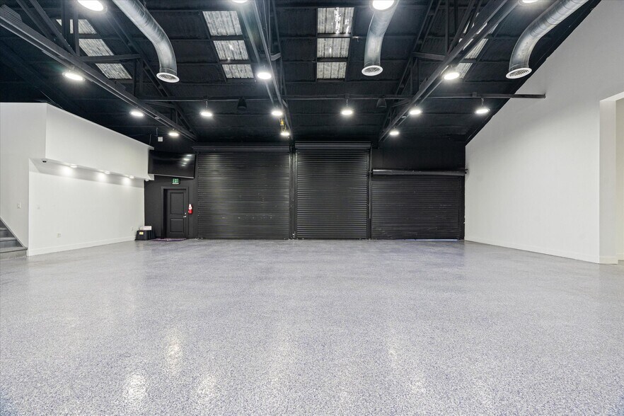 More Photos Of 389 N Us-17-92, Longwood Auto Dealership For Lease