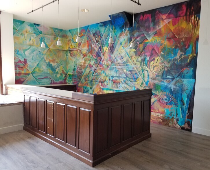 More Photos Of 111 3rd St, Santa Rosa Storefront Retail Office For Lease