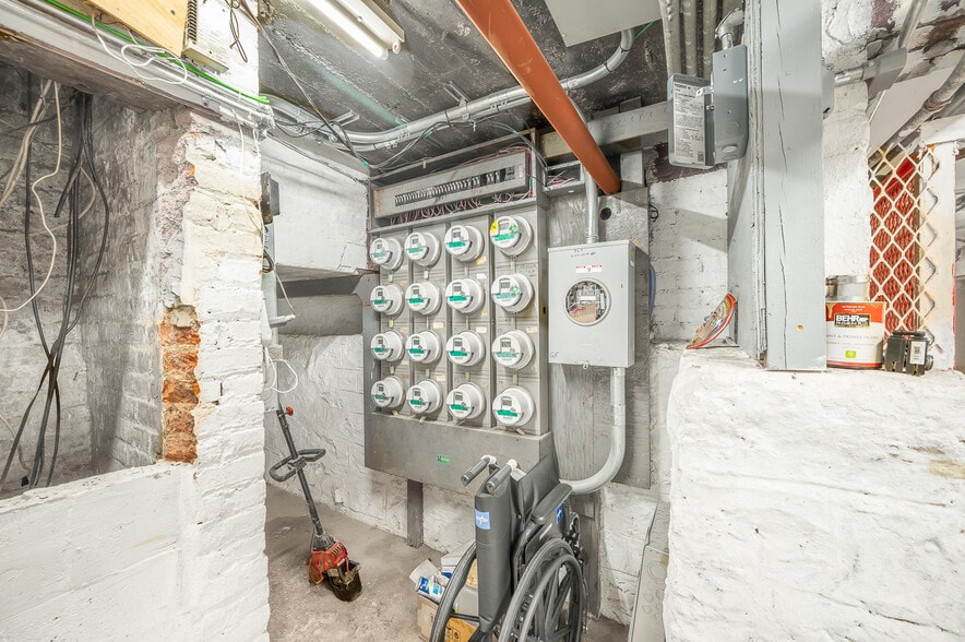 More Photos Of 903 35th Ave, Long Island City Apartments For Sale