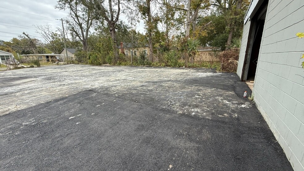 More Photos Of 735 Canal St, Jacksonville Manufacturing For Sale