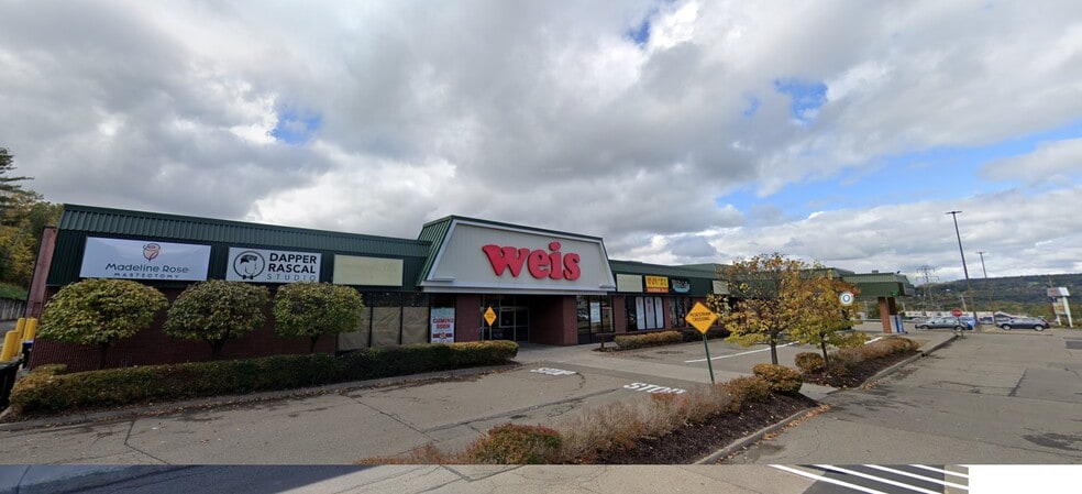 More Photos Of 100 Rano Blvd, Vestal Township Restaurant For Lease