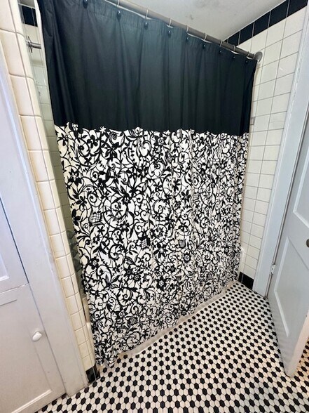 More Photos Of 314 Jefferson Ave, Clifton Forge Hospitality For Sale