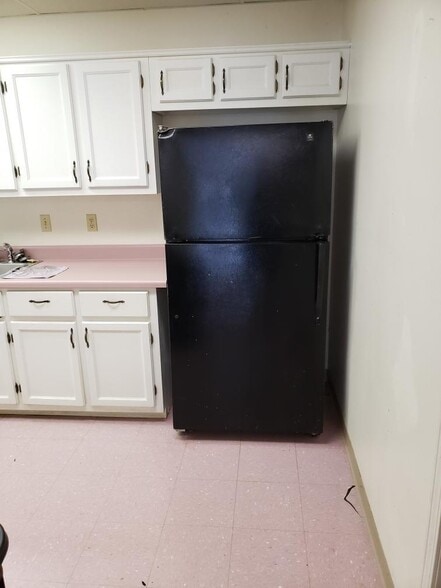 More Photos Of 1325 Shady Grove Rd, Williston Religious Facility For Sale