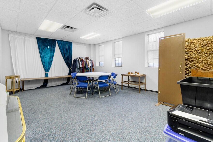 More Photos Of 2032 Orchid Ave, McAllen Office Residential For Sale