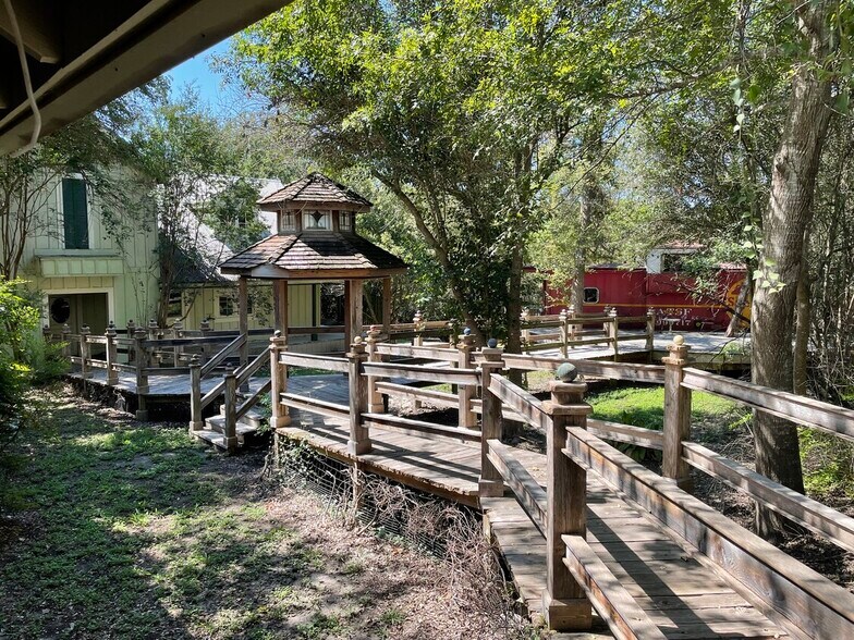 More Photos Of 9385 Interstate 35 Frontage Rd, New Braunfels Land For Sale