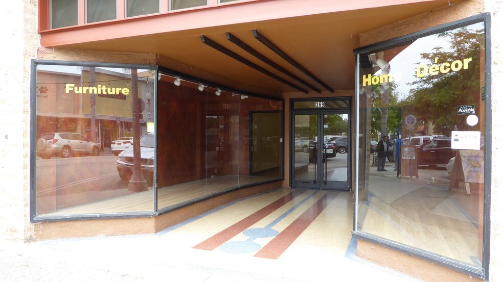 More Photos Of 363-373 E Main St, Ventura Storefront Retail Residential For Lease