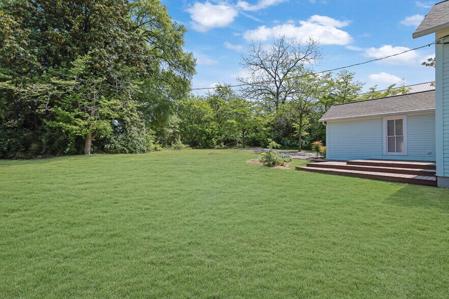 More Photos Of 134 Marble Mill Rd, Marietta Office For Sale