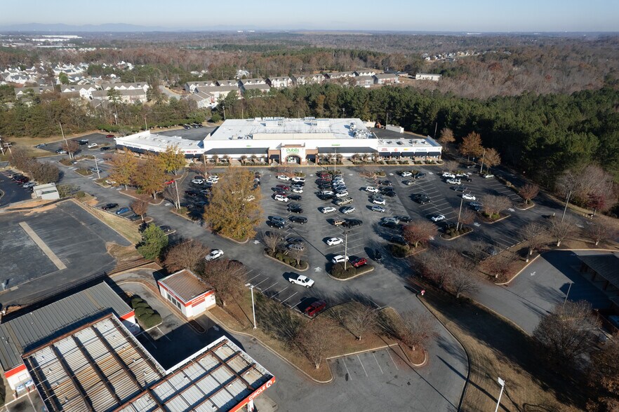 More Photos Of 2199 Main st, Duncan Land For Sale