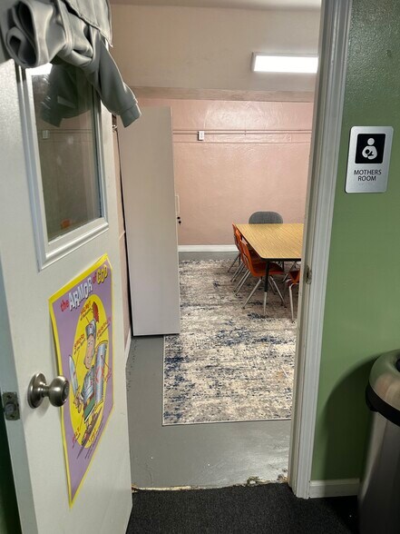 More Photos Of 1001 W Noble Ave, Visalia Specialty For Sale