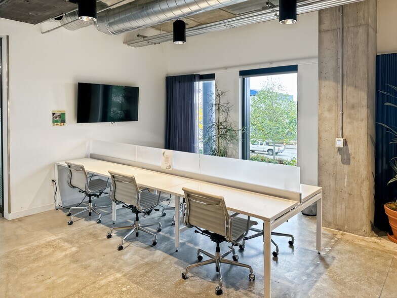 More Photos Of 450 Alaskan Way S, Seattle Coworking Space