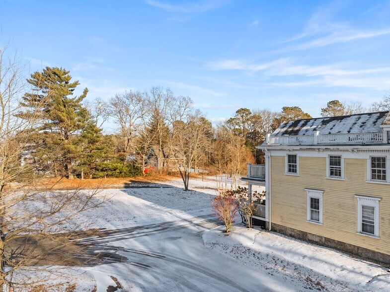 More Photos Of 345 Front St, Marion Office For Sale