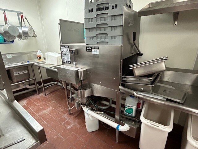 More Photos Of 442 Atlanta Hwy NW, Winder Restaurant For Lease