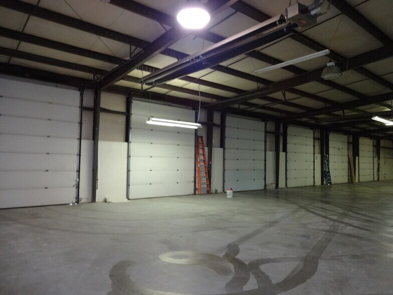More Photos Of 1835 Leer Dr, Elkhart Industrial For Lease