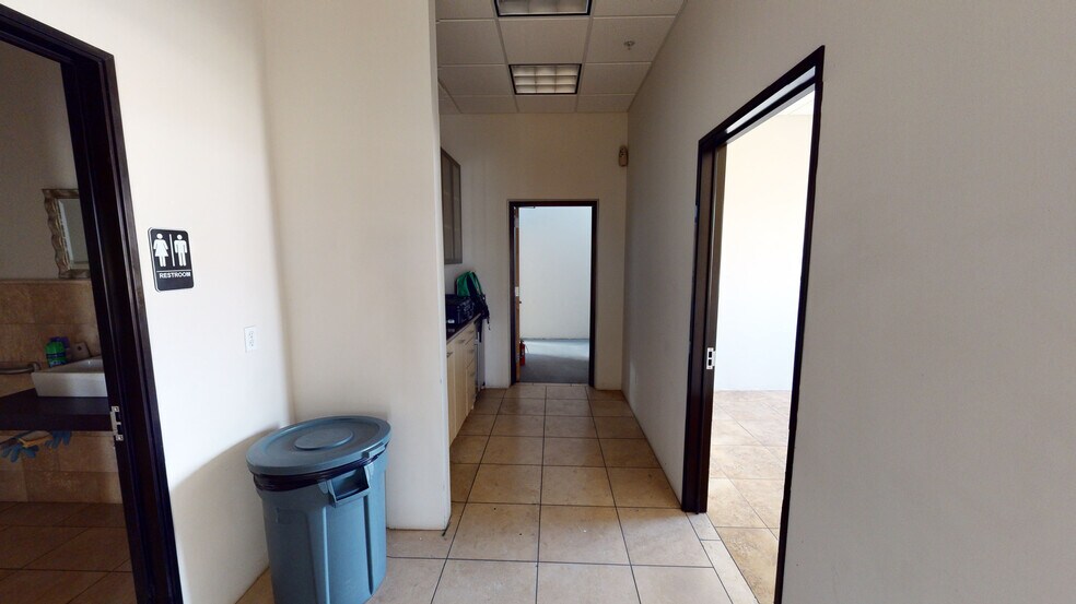 More Photos Of 2540 Landon Dr, Bullhead City Industrial For Sale