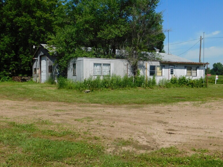 More Photos Of N5693 Leopolis Rd, Shawano Industrial For Sale