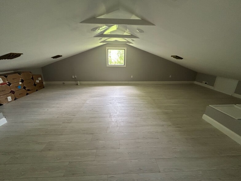 More Photos Of 4466 Morse Rd, Columbus Loft Creative Space For Sale