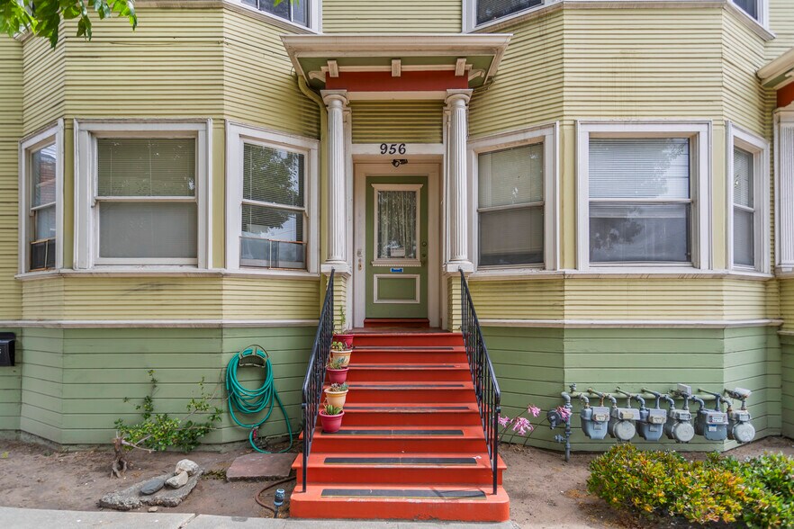 More Photos Of 954 Park St, Alameda Apartments For Sale