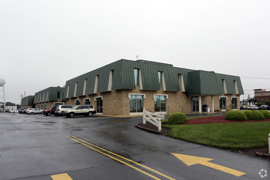 More Photos Of 65 W Street Rd, Warminster Township Unknown For Lease