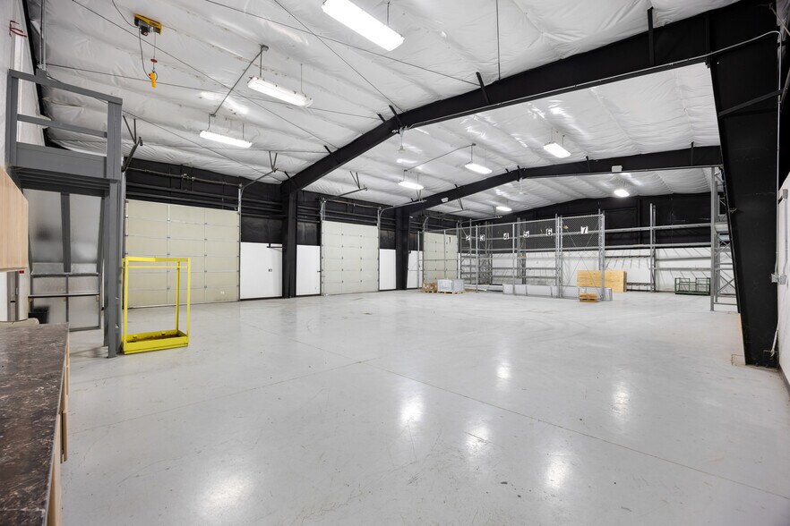 More Photos Of 11814 Debonair Rd NE, Moses Lake Warehouse For Lease