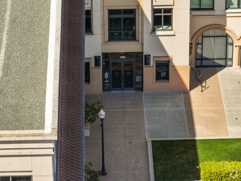 More Photos Of 1100 Park Pl, San Mateo Medical For Lease