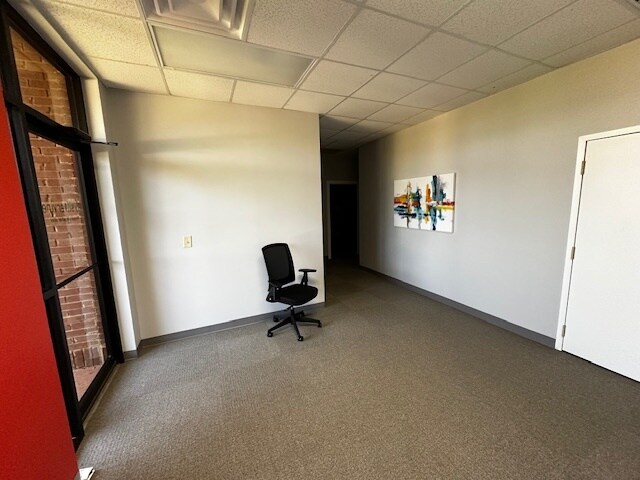 More Photos Of 201 Byrd Ct, Warner Robins Office For Lease