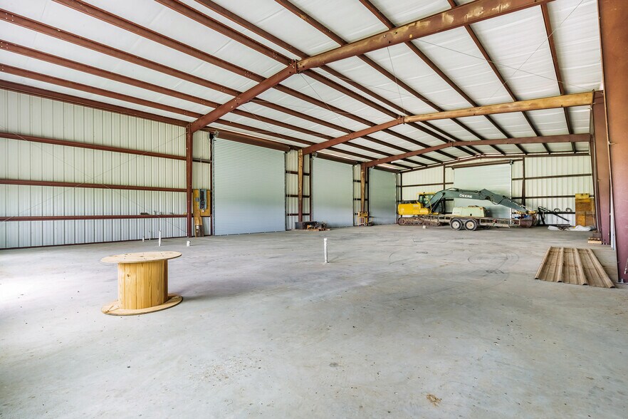 More Photos Of 2245 Randon Dyer, Rosenberg Warehouse For Sale