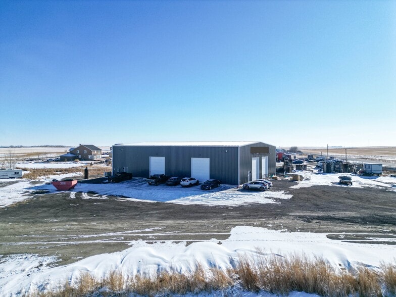 More Photos Of 251223 Sunshine Rd, Rocky View No 44 Warehouse For Sale