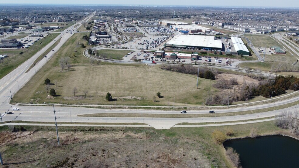 More Photos Of 84th St @ Nebraska Pkwy, Lincoln Land For Sale