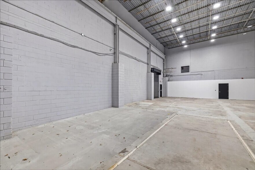 More Photos Of 470 Belleville Tpke, North Arlington Warehouse For Sale