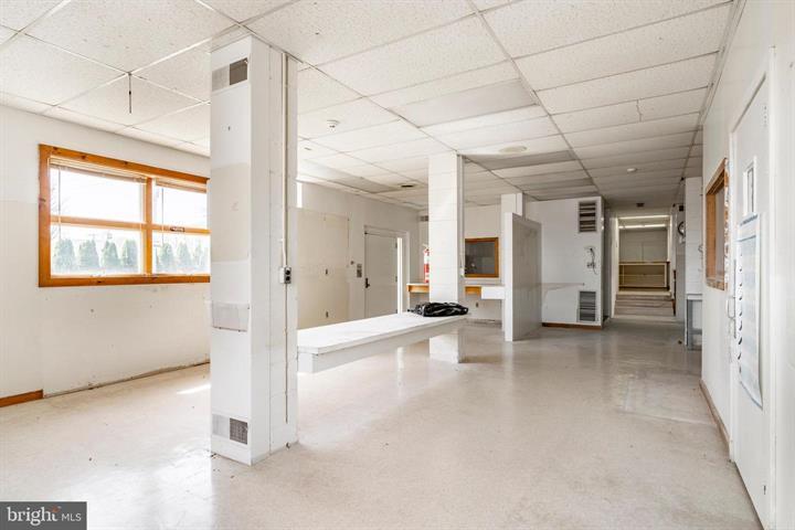 More Photos Of 915 N Hanover St, Elizabethtown Medical For Sale