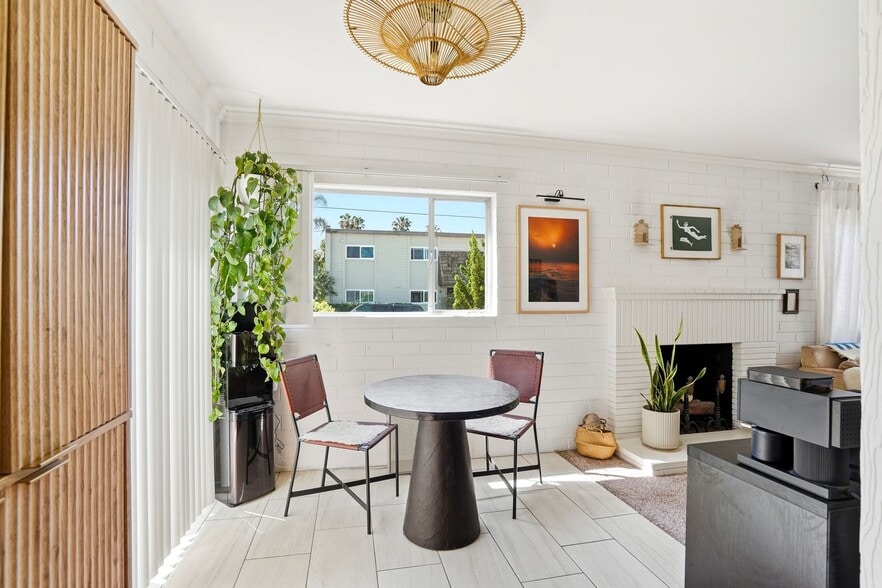 More Photos Of 428-438 Rosemont St, La Jolla Apartments For Sale