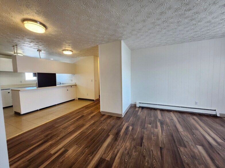 More Photos Of 3925 E 9th Ave, Anchorage Multifamily For Sale