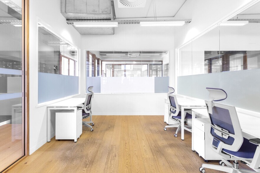 More Photos Of 10156 Perkins Rowe, Baton Rouge Coworking Space