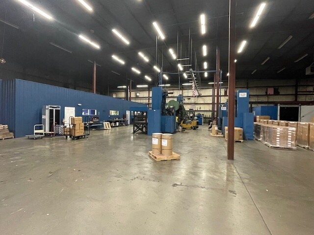 More Photos Of 1522 Manchester Rd, West Carrollton Warehouse For Sale