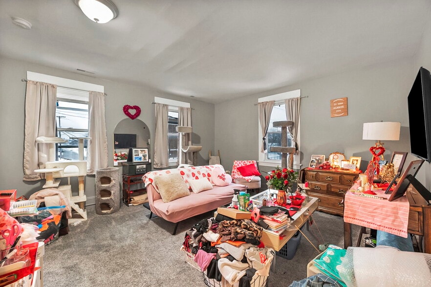 More Photos Of 4435 State Rd, Cleveland Storefront Retail Residential For Sale