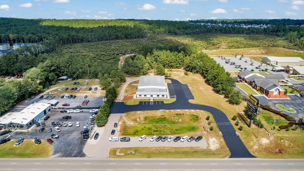More Photos Of 1982 Us-1, Graniteville Showroom For Sale