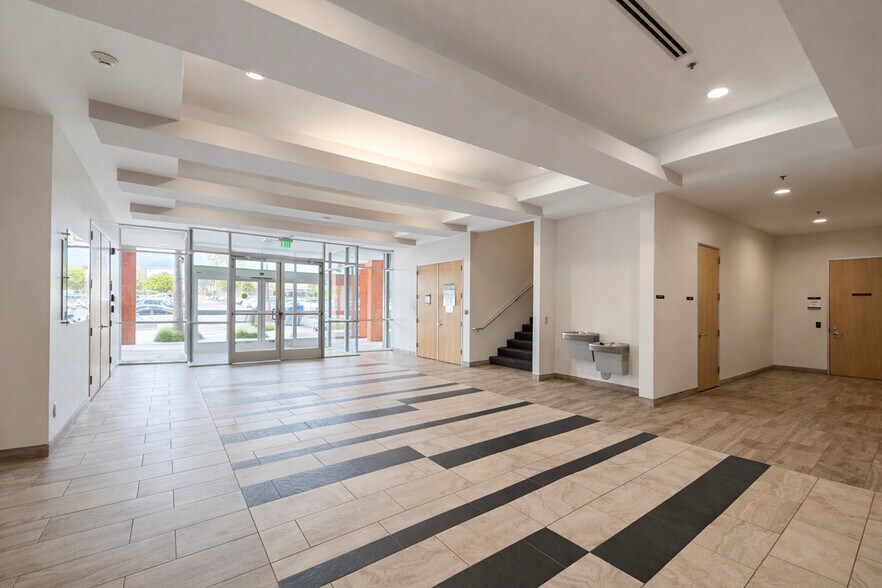 More Photos Of 9445 Fairway View Pl, Rancho Cucamonga Office For Lease
