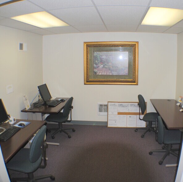 More Photos Of 501 Burton Ave, Youngwood Office For Sale