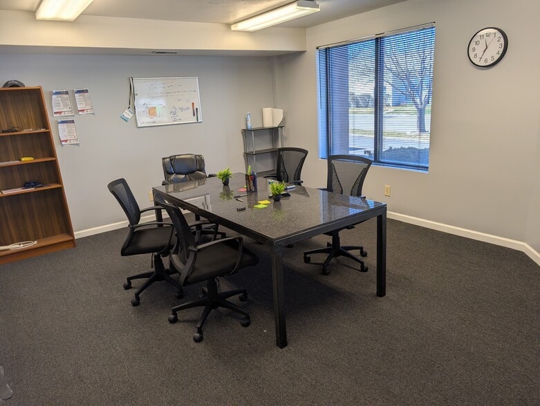 More Photos Of 6111 S Stratler St, Murray Flex For Lease