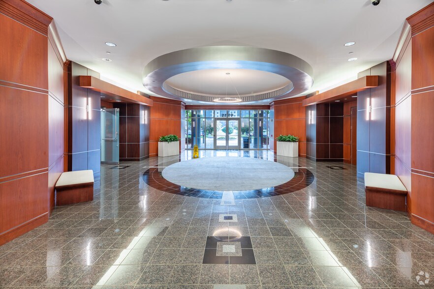 More Photos Of 9115 Harris Corners Pky, Charlotte Office For Lease