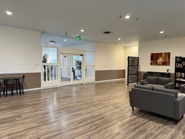 More Photos Of 424 Highway A 12, Grenada Truck Stop For Sale