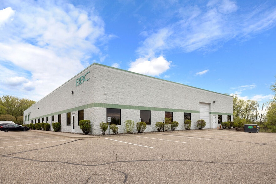 More Photos Of 3209 Terminal Dr, Eagan Warehouse For Sale