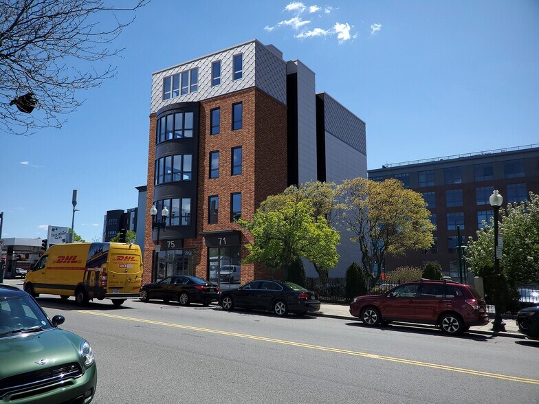 Primary Photo Of 75 W Broadway, Boston General Retail For Lease