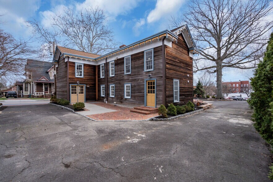 More Photos Of 137 Stockton St, Hightstown Flex For Sale