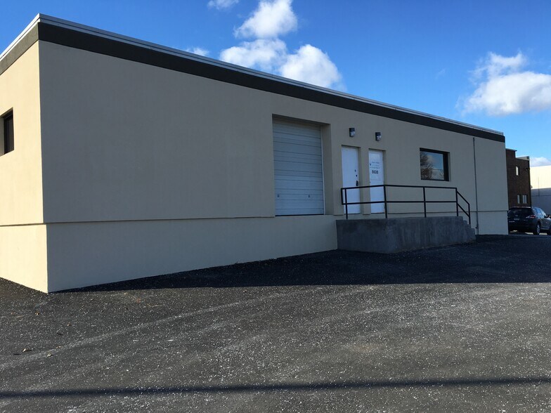 More Photos Of 860-862 Silas Deane Hwy, Wethersfield Freestanding For Sale