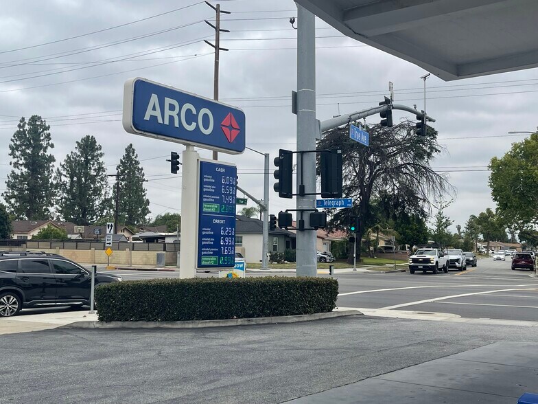 More Photos Of 9706 Telegraph Rd, Downey Service Station For Sale