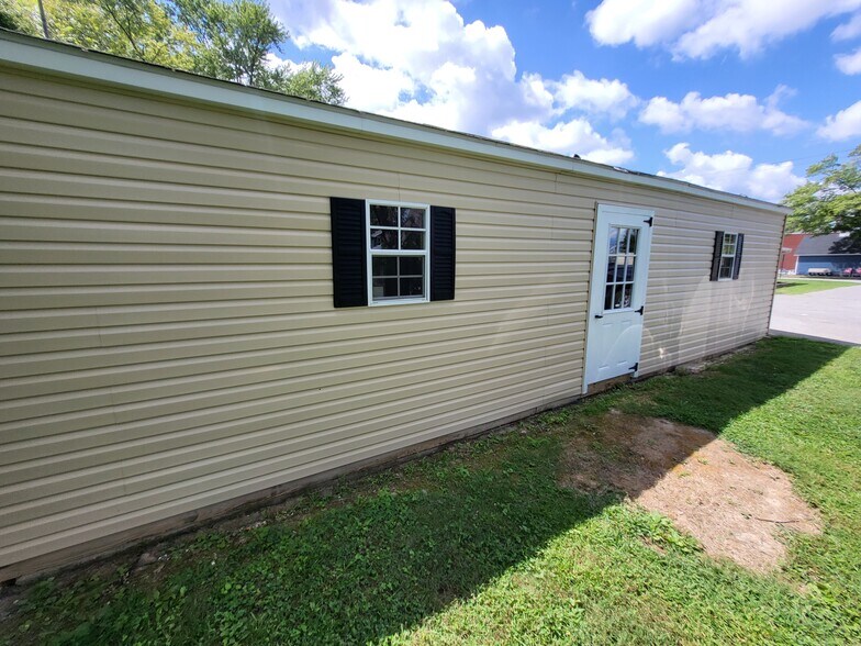 More Photos Of 320 Glebe Rd, Easton Office For Sale