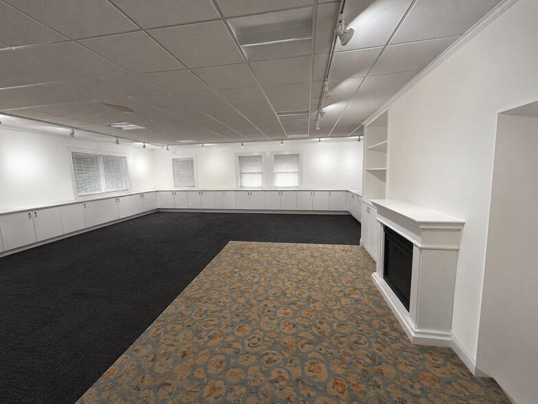 More Photos Of 9 Meriam St, Lexington Loft Creative Space For Lease
