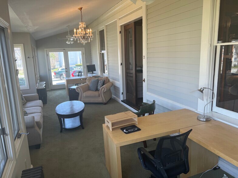 More Photos Of 2 South St, Grafton Office For Lease