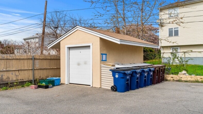 More Photos Of 120 Dolphin Ave, Revere Apartments For Sale